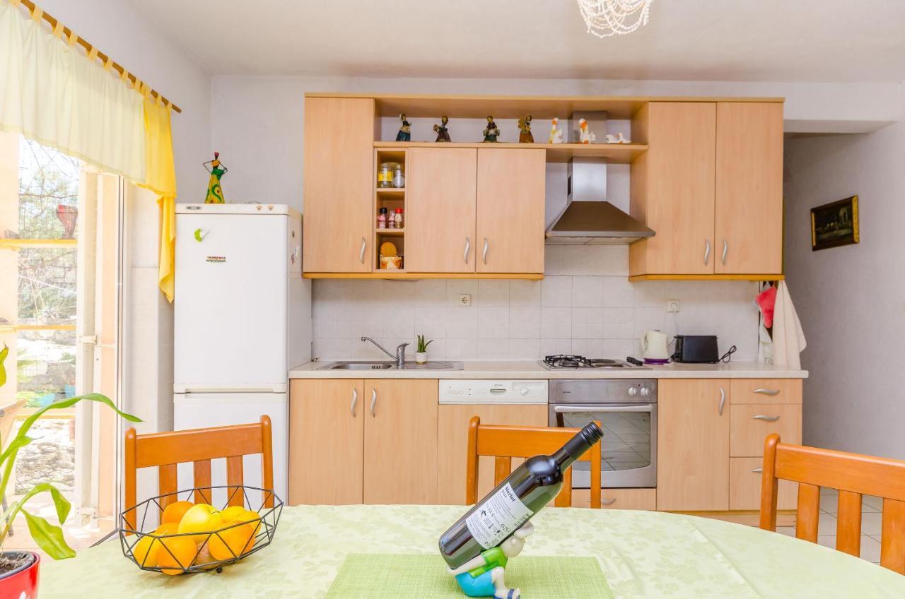 Apartments Stara Maslina Slatine Eksteriør bilde